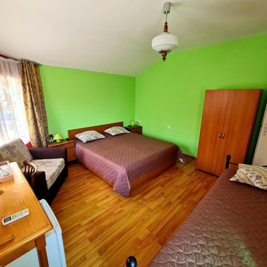 Fema Guest House Balčik Exteriér fotografie