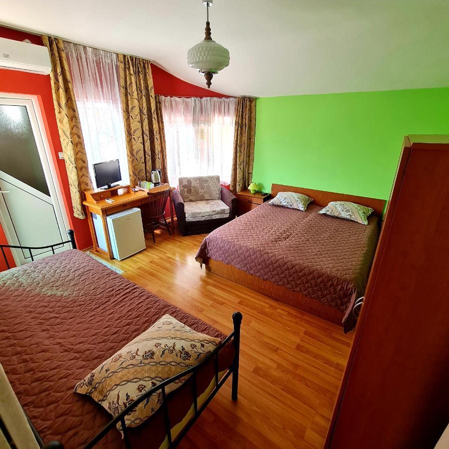 Fema Guest House Balčik Exteriér fotografie