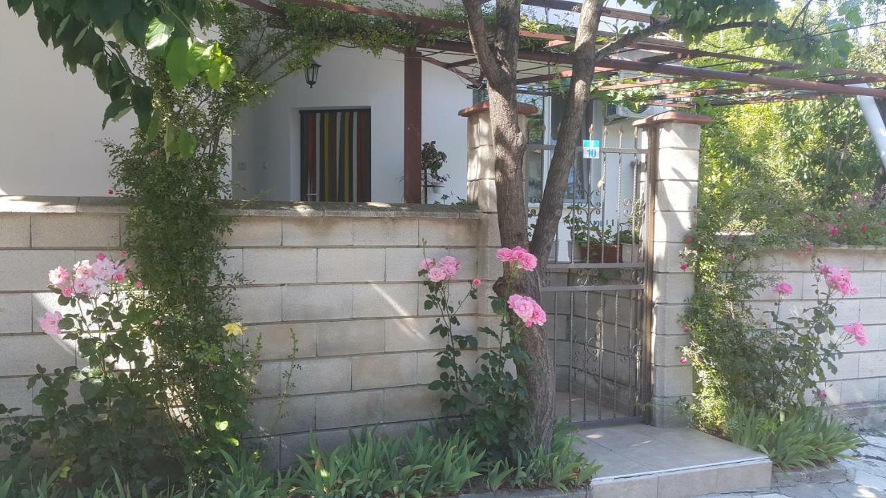 Fema Guest House Balčik Exteriér fotografie
