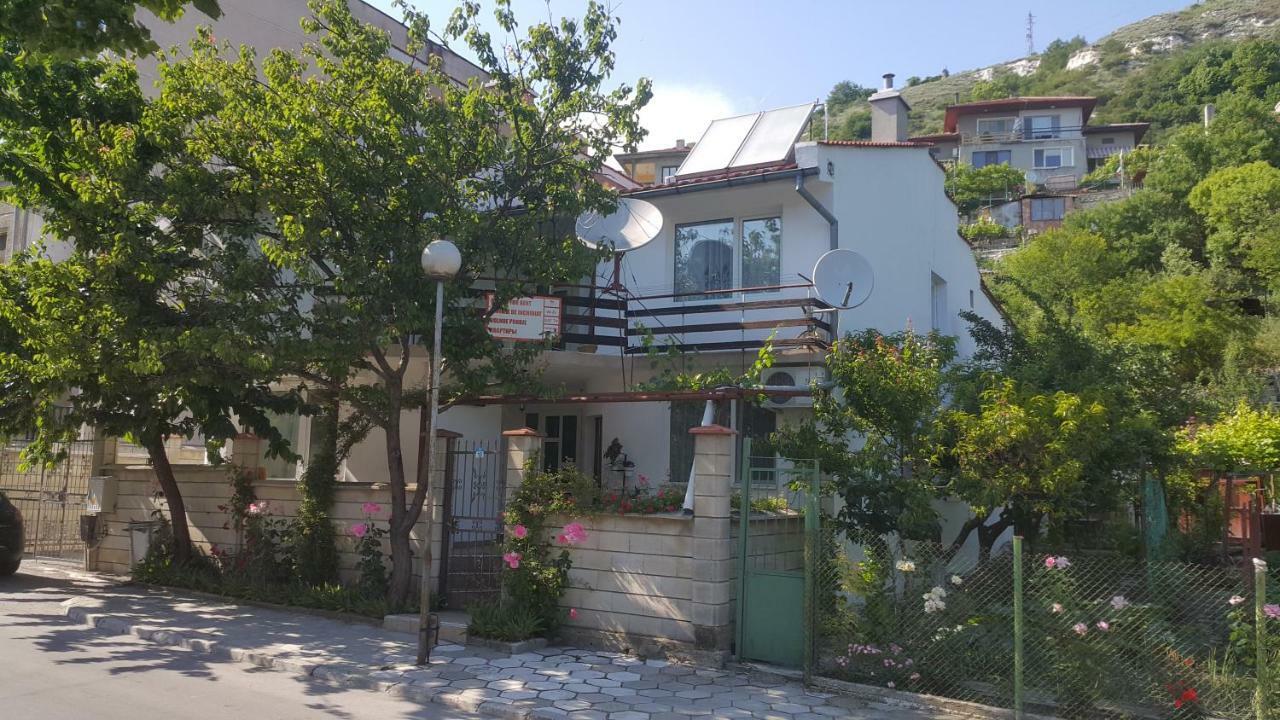 Fema Guest House Balčik Exteriér fotografie